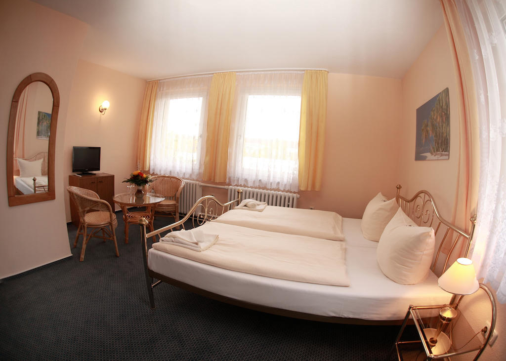 Hotel Bertramshof Wismar Bilik gambar